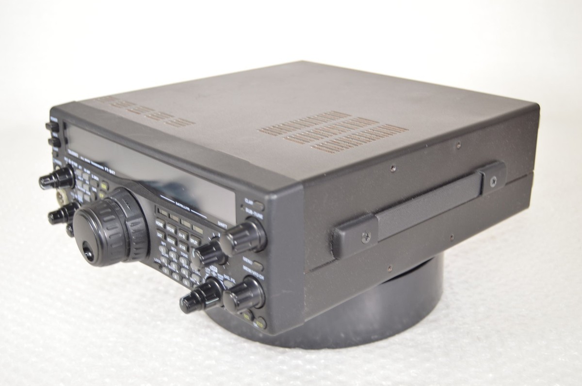 Yaesu FT-847 HF 50 144 430 MHz All Mode Transceiver Ham Radio Yaesu FT-847 HF 50 144 430 MHz All Mode Transceiver Ham Radio