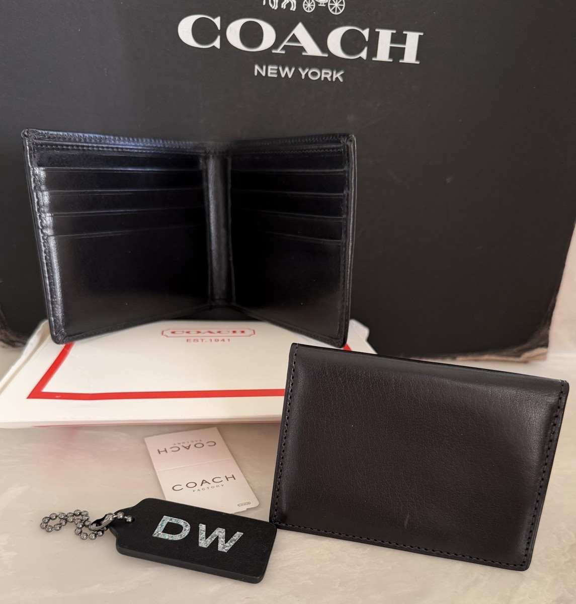 WATER BUFFALO COACH 限定版ギフトボックス NWT COACH VINTAGE BLACK WATER BUFFALO LEATHER BIFOLD ID REMOVABLE