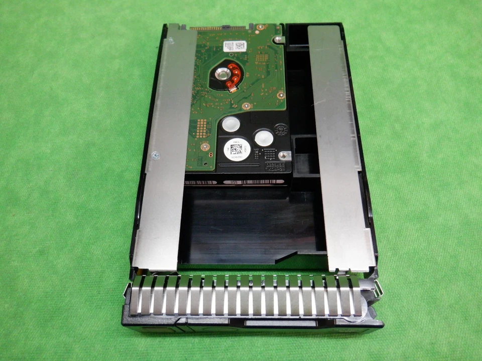 HP 748385-003 765867-001 600GB 15K SAS INTERNAL HDD HP 3.5 inch Caddy - Image 3 of 4