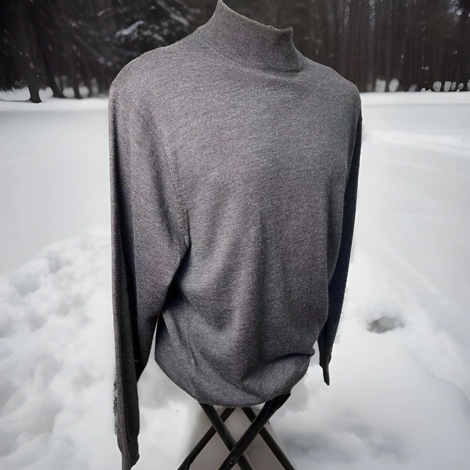 JOS A BANK Mens Sweater XL Gray Merino Wool Pullover Classic Clean Casual Basic