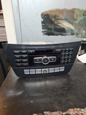 2011 MERCEDES BENZ W204 C CLASS C220 SAT NAV RADIO CD DVD HEAD UNIT A2049005908 - Image 1 of 4