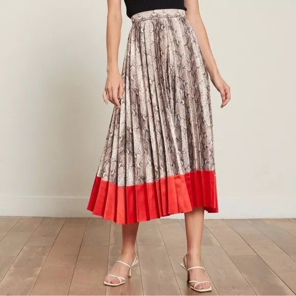 Lucy paris store pleated skirt