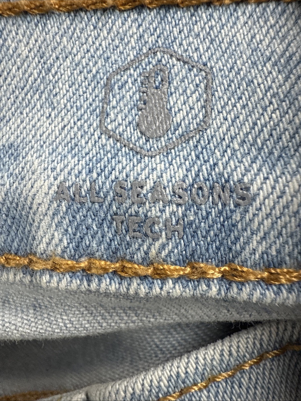 Levi's 511 Slim Fit Jeans W30 L32 Mens Light Wash Denim thumbnail 22