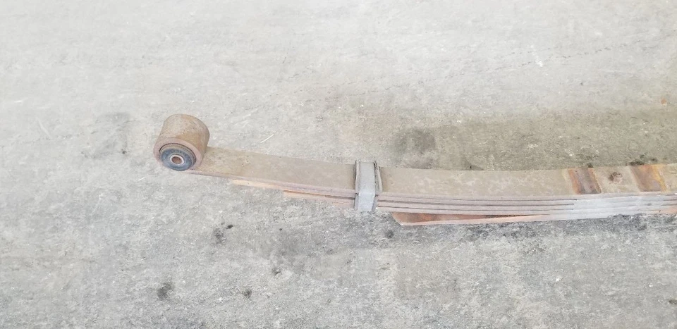 93 GMC G2500 VANDURA HOJA RESORTE CONDUCTOR TRASERO IZQUIERDO Foto 3 de 4