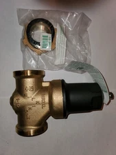 Wilkins 1-1/2” NR3XLDUC Water Pressure Reducing Valve Double Union Connections