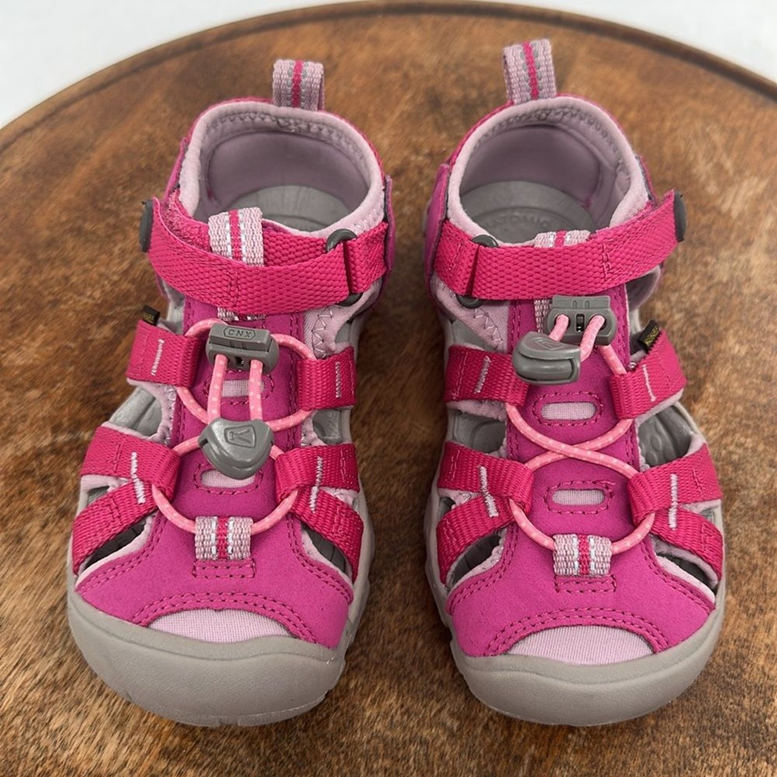 Keen Shoes Ragazza 10 Rosa Lavabile Acqua Sandali Escursione Gioco Pescatore Newport