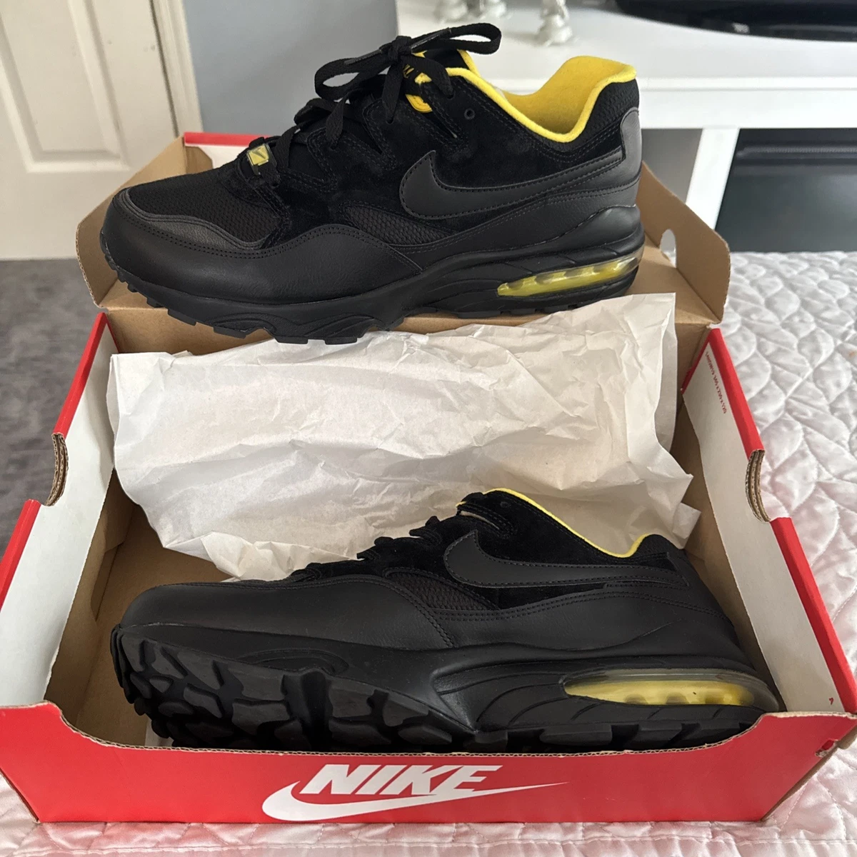 Preços baixos em Nike Air Max 94 SE Black Tour Yellow | eBay