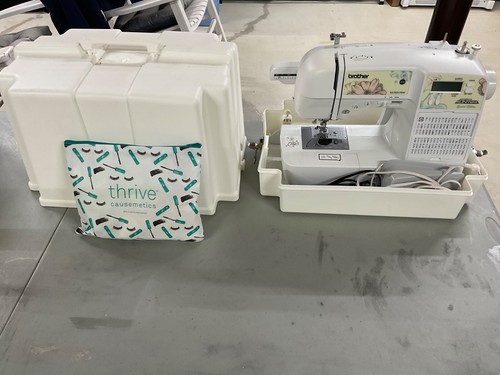 Brother sewing machine-Anthony Ryan Limited Edition Project Runway BX2925PRW - Imagen 8 de 8
