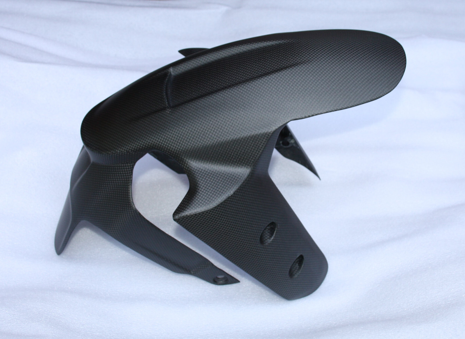 Garde-boue avant Ducati Multistrada V4 en 100% carbone mat plain haut de gamme