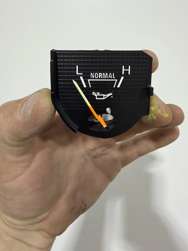 Manómetro de presión de aceite 80-86 Ford F150 F250 F350 Bronco OEM Foto 2 de 4