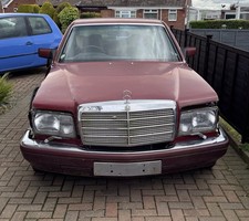 1992 MERCEDES 300SE W126 AUTOMATIC 4 DOOR SALOON