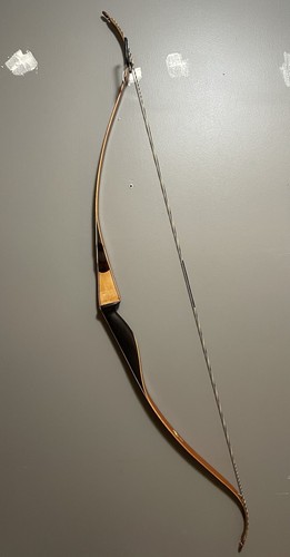 Vintage 59 Bear Kodiak Recurve Bow 42lbs At 28” READ DESCRIPTION 60” Right Hand