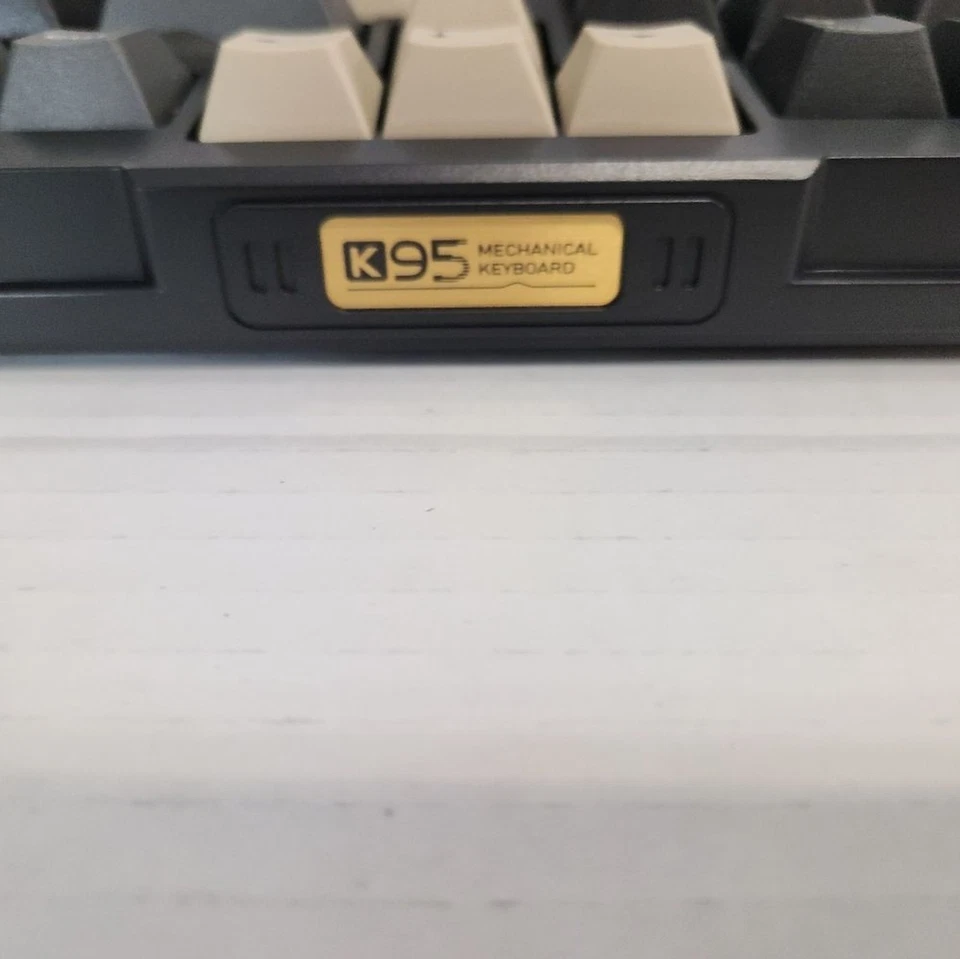 RedThunder K-95 Wireless Mechanical Gaming Keyboard  Black/Gold RGB NIB - Image 3 of 4