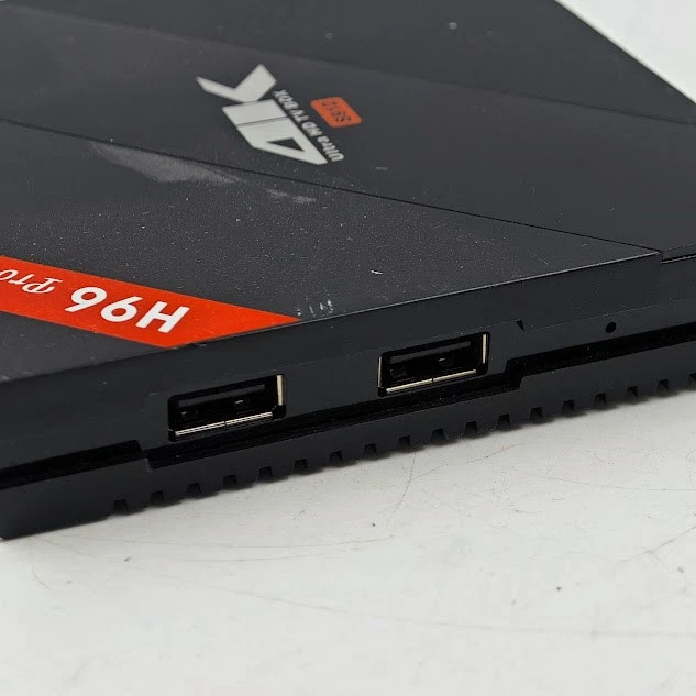 H96 Pro+ Android 7.1 TV Box S912 2GB RAM 16GB - Funzionante, Usato - Immagine 4 di 4