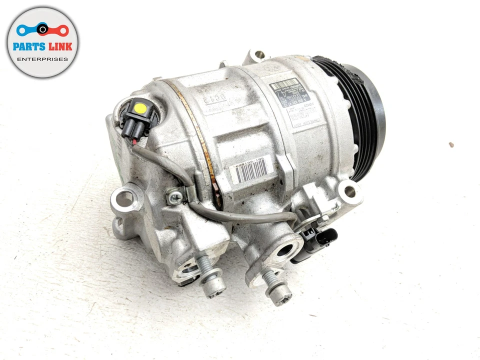 Mercedes C63 AMG W205 2017-2018 4,0 L V8 AIRE ACONDICIONADO COMPRESOR BOMBA OEM Foto 3 de 4