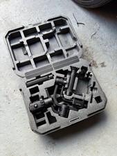 DJI Ronin S Handheld Gimbal Stabilizer for Mirrorless & DSLR Cameras