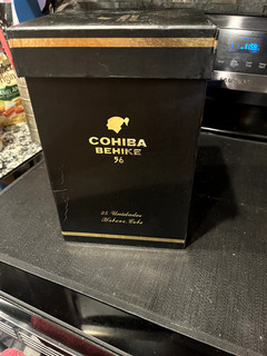 COHIBA BEHIKE 56 w/Box Humidor Cigar Jar Black and Gold By NELSON ALFONSO