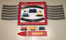 Triang/Hornby Clockwork Train Set RS86 & ATT Miniville Train & Station OO Gauge