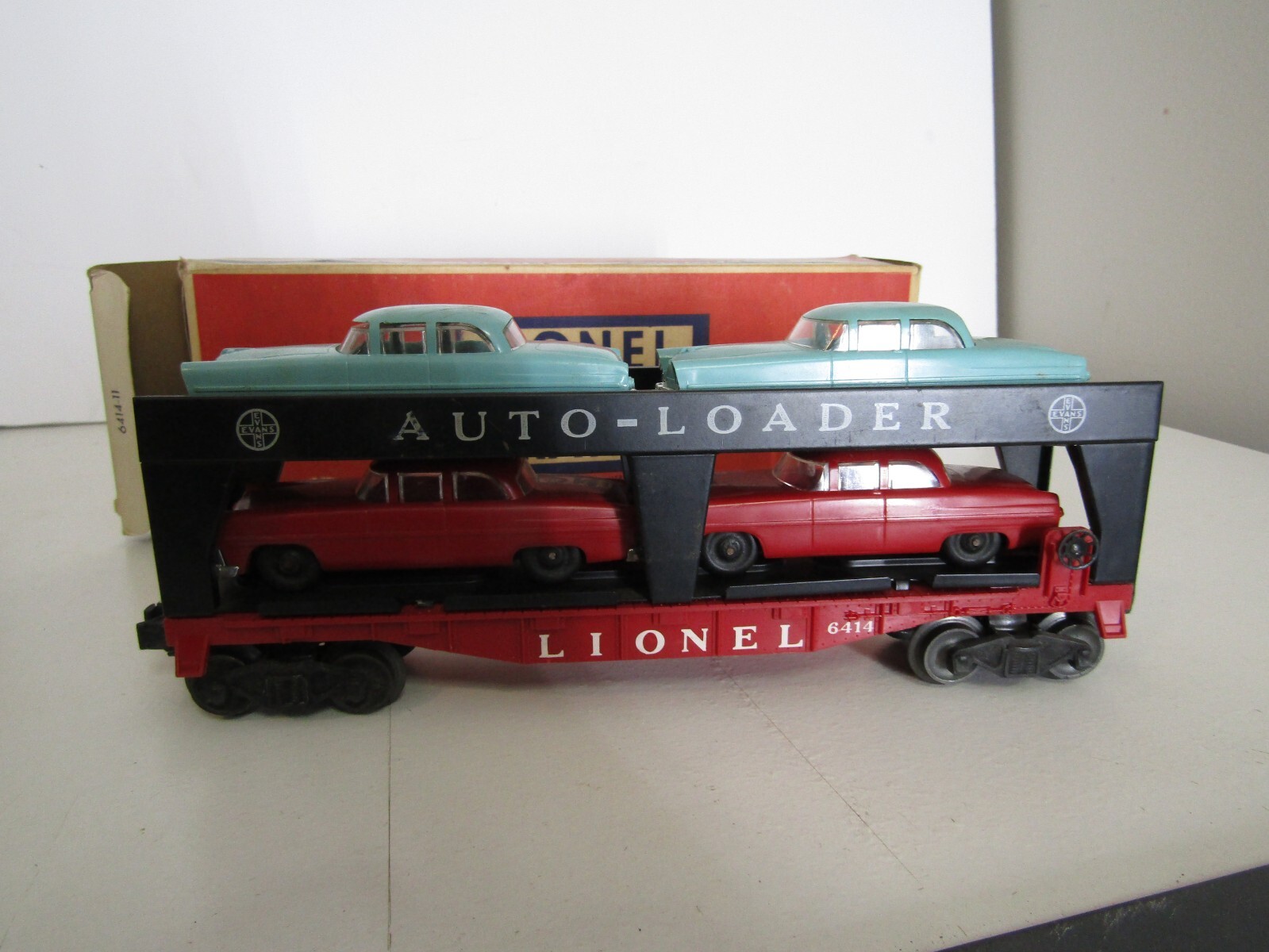 Lionel PW 6414 Evans Auto Loader With 2 Green Cars2 Red Cars."RARE
