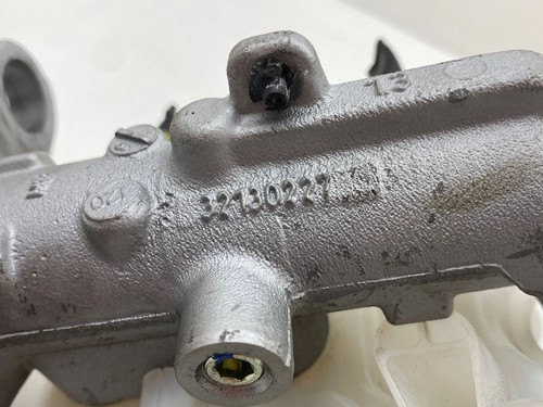 Volvo S60 2021 Brake master cylinder 32130228 DAL21188 - Picture 6 of 7
