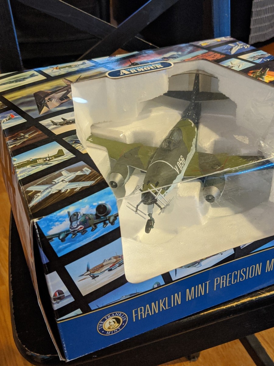 FRANKLIN MINT ARMOUR 1/48 MOSQUITO NF XXXVI UK RAF B11E182