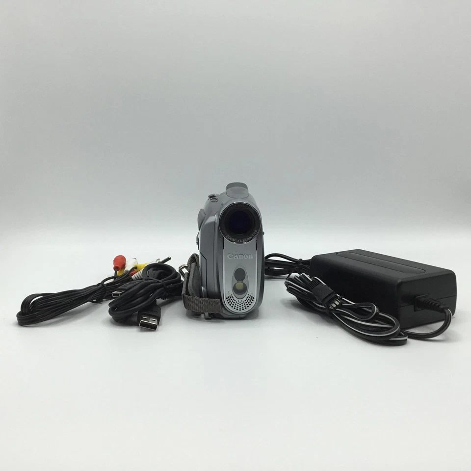 Canon ZR700 MiniDV Camcorder 25x Optical Zoom - Video Transfer (1174B001) - Image 2 of 3