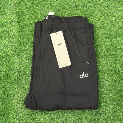 Alo Yoga Men s Black Size Large Brand New Accolade Sweatpants