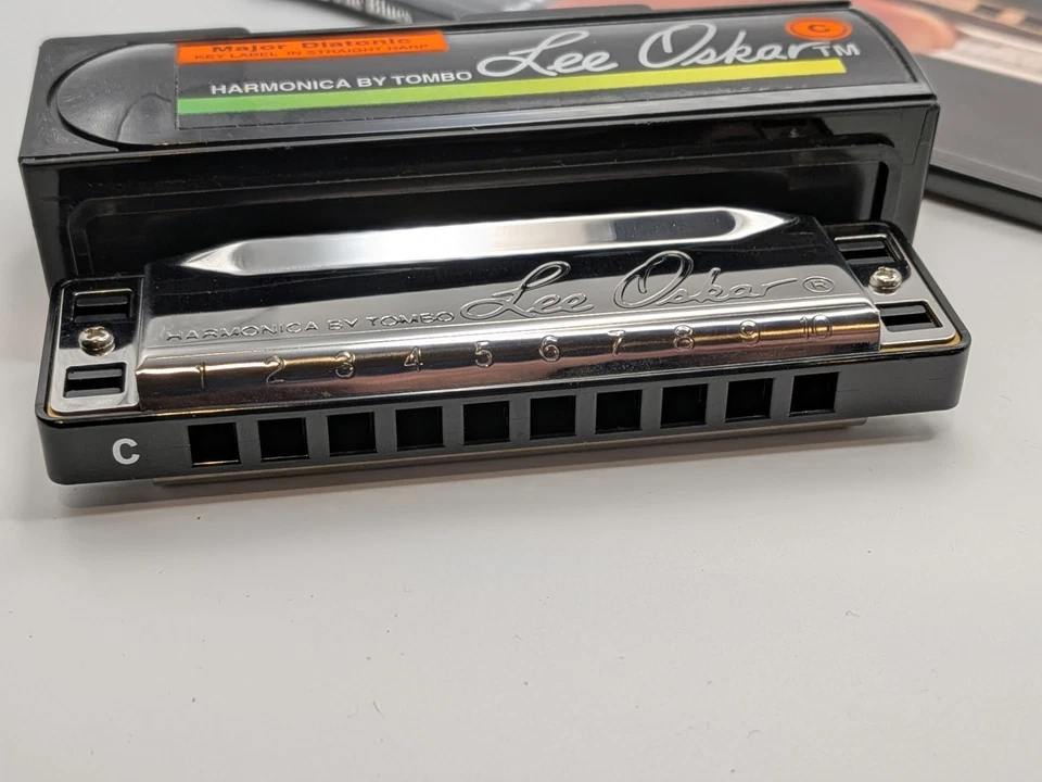 Lee Oskar Harmonica C Major Diatonic 1910C w/David Harp Bending The Blues How To - Image 3 of 4