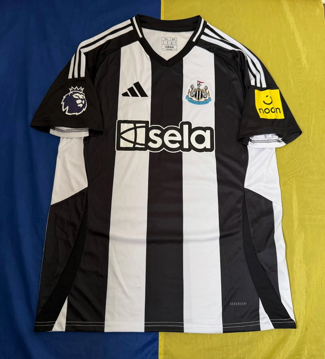 Newcastle United Size XL International Club Soccer Fan Jerseys for