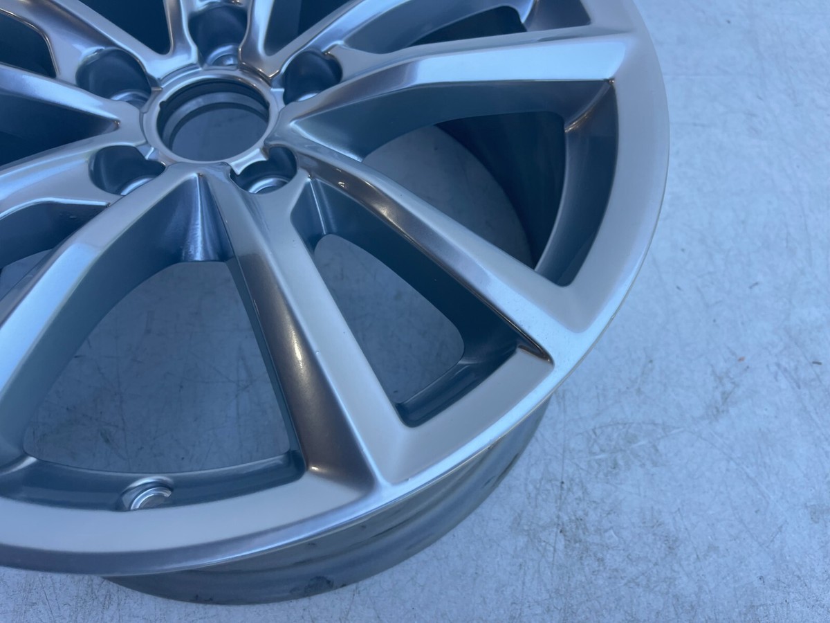 ③Audi　タイヤ 2015-2017 AUDI A3 WHEEL 17x7.5 ALLOY 5 V SPOKE RIM SILVER 17 INCH