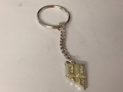 Chocolate TG621 English Pewter on a Split Ring Keyring 