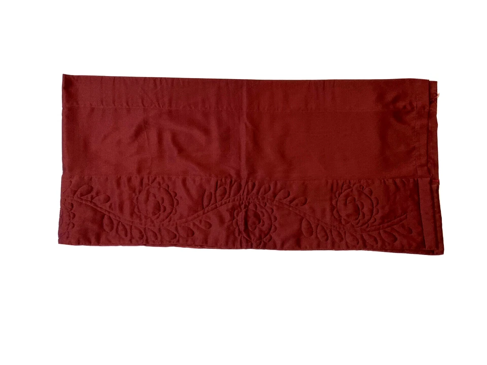 1 J.C. Penney Lujo Cenefa de Satén Cortina Corta Rojo Oscuro Bordado en Relieve Foto 3 de 4