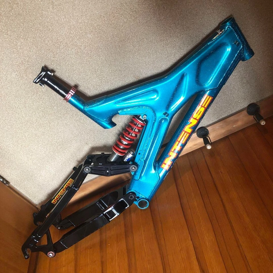 Cuadro INTENSE M-1 26” 520mm Mountain Bike cuadro con suspensión trasera usado Foto 3 de 4