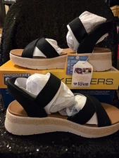 New Skechers Vegan Slip-ins: BOBS Sun Ray - Bright Take Women's Size 10 Black