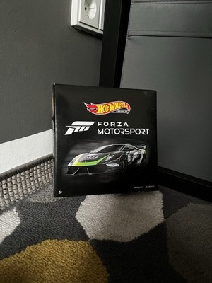 Hotwheels Premium Forza Motorsport 5 Pack Real Riders