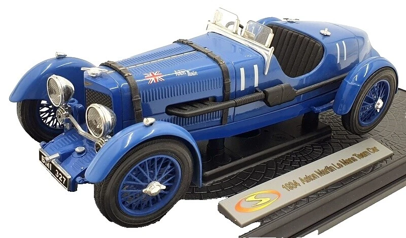 Aston Martin 1:8 escala vehículos diecast y de juguete