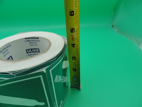 ULINE NON-FLAMMABLE GAS 2 STICKER ROLL 4"x4" - Picture 3 of 4
