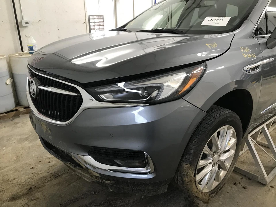 Used Right Tail Light Assembly fits: 2020 Buick Enclave lid mounted Right Grade - Image 4 of 4