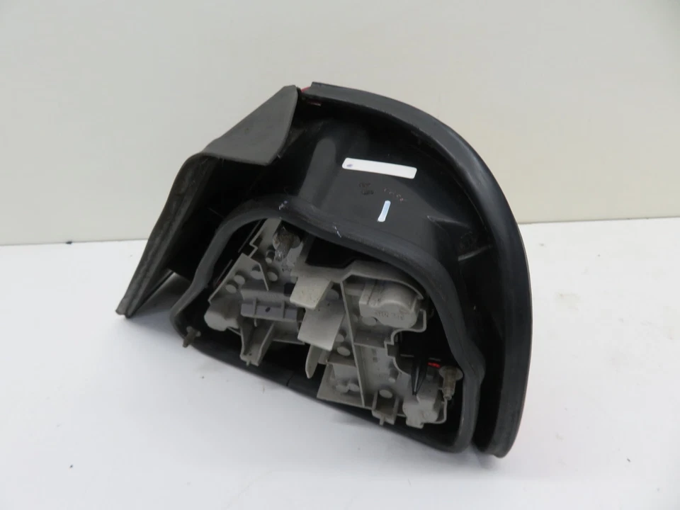 LUZ TRASERA PASAJERO JAGUAR XJR NS (VER FOTOS) 1994-2001 Foto 3 de 4