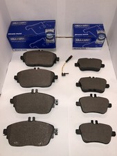Pastiglie freno anteriori e posteriori + filo sensore adatto a Mercedes CLA + GLA 2013-2019 