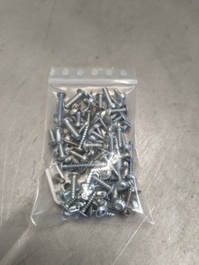 Siemens iQ700 WT46W261 Wärmepumpentrockner Schrauben Set (Blechschrauben) #53163