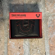True Religion Ricky Leather RFID Bi-Fold Slim Traveler Wallet w/Gift box New