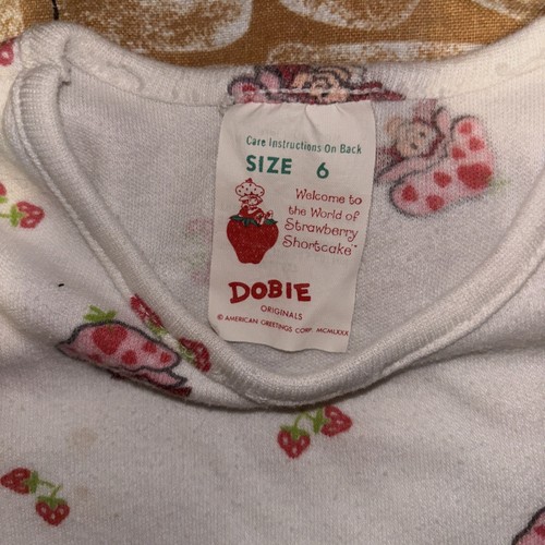 Vintage Strawberry Shortcake Child’s Top T Shirt 1980s Dobie Size 6 - Picture 2 of 7