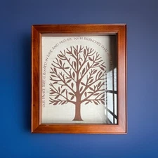 Family Tree Shadow Box w/ 7 Frames 14" x 17" Wood Decoration - New