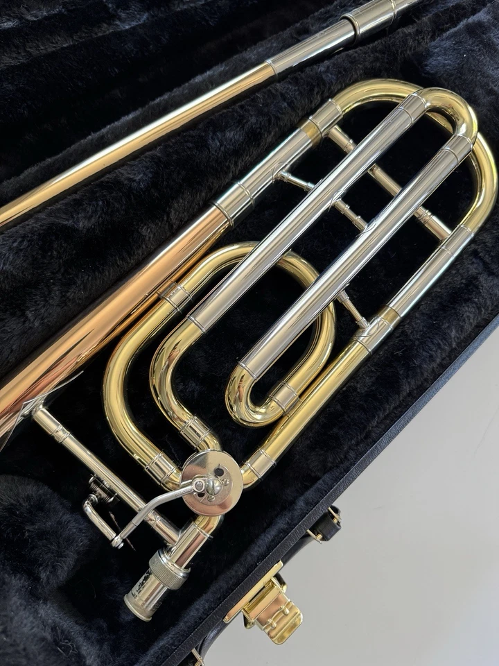CG Conn Artist Symphony 88H Professional Tenor Trombone Closed Wrap Rose Gold - Image 2 of 4