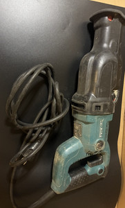 Makita Sawzal JR3000T