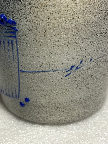Salmon Falls Blueberry Basket Salt Glaze Crock 6.7/8"H x 3 3/4"W Utensil Holder - Picture 4 of 5