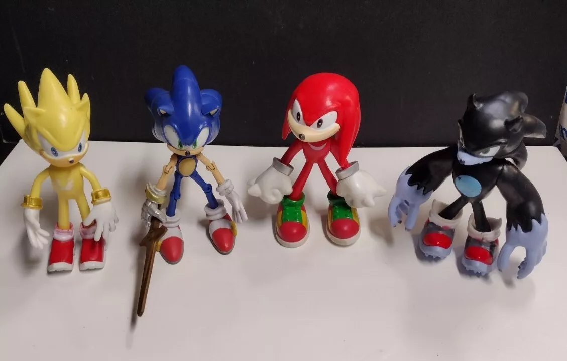 Sonic and the Other Black Knight, Sonic the Hedgehog