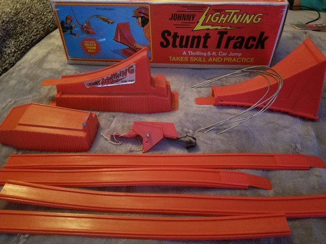 johnny lightning track set