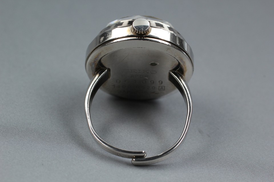 Rare [N MINT] SEIKO 14000620 Quartz White Silver Ladies Ring Watch